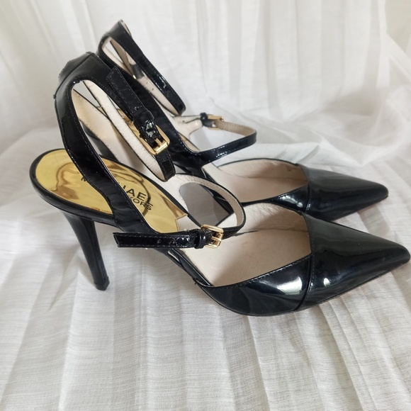 MICHAEL Kors Wrap Ankle Pumps Strap High Heels Black Patent Leather Sz 6 - Picture 2 of 9